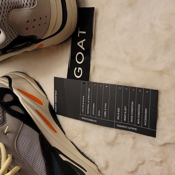 ADIDAS YEEZY 700 WAVERUNNER, size 11 - Picture 9 of 9